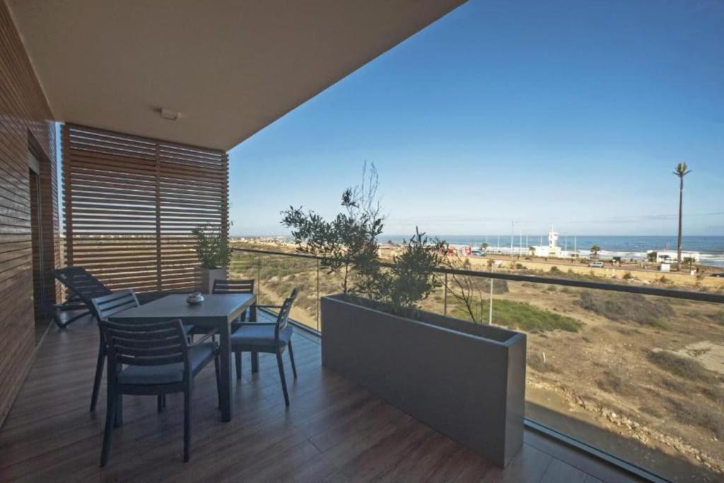 Luxury Apartment At Corniche , Seaview Close Beach Casablanca Esterno foto